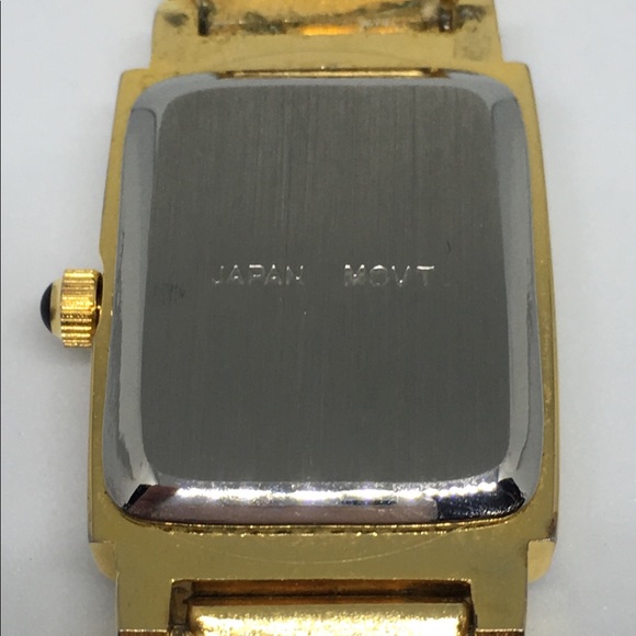 NEW Women’s Giorgio Beverly Hills Watch-Gold Tone - Picture 4 of 6